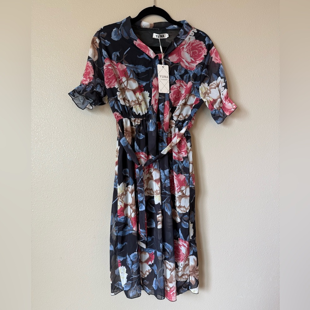 Floral Midi Dress - Black and Pink